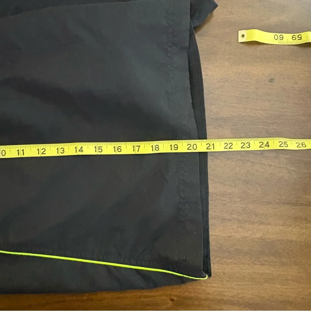 Speedo Black and Neon Green Swim Trunks Mens XL EUC